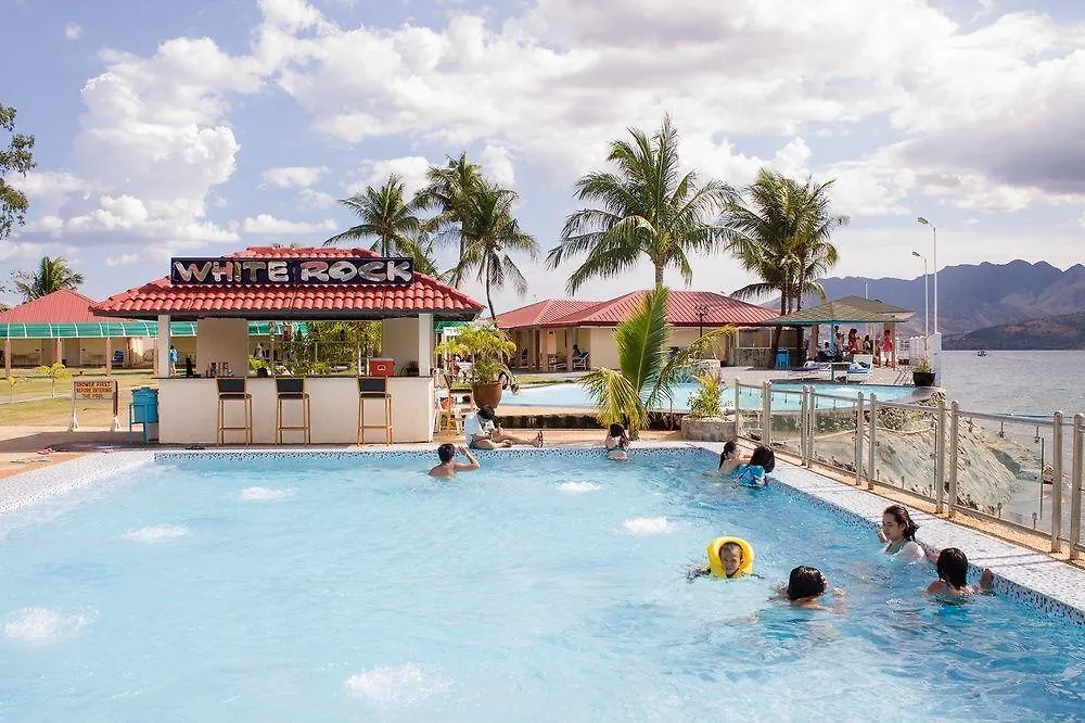 Whiterock Beach Hotel And Waterpark Subic Bay Resort